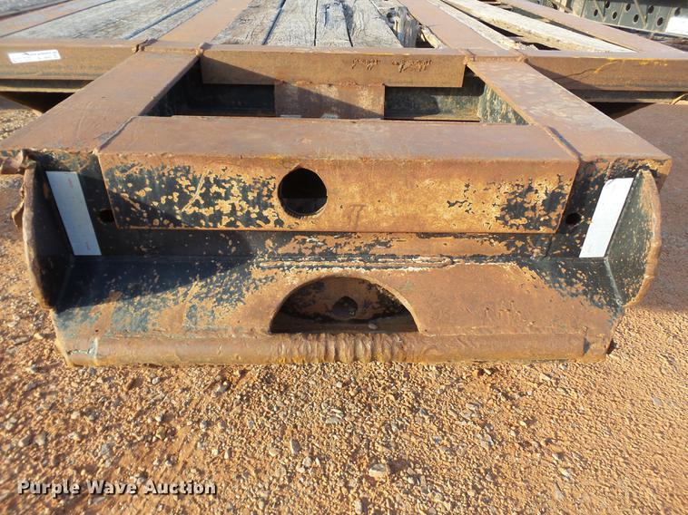 image for item BJ9943 1981 Nuttall 360-0L drop deck oilfield trailer