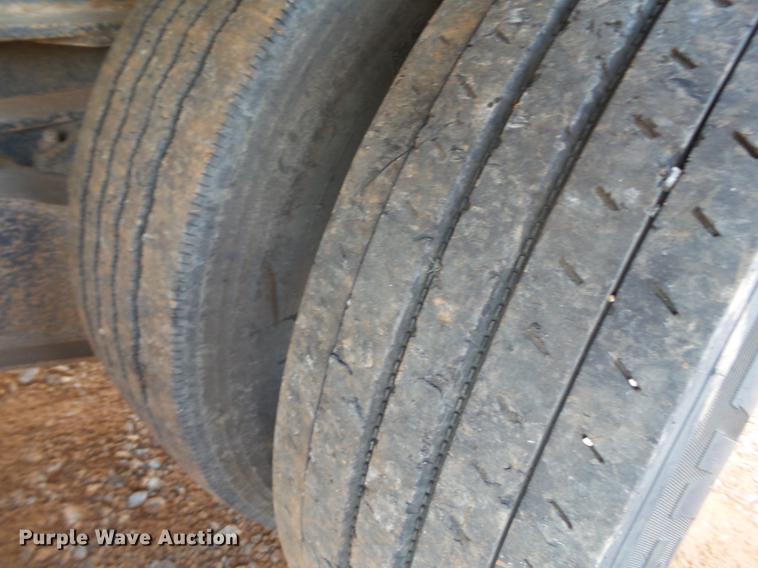 image for item BJ9943 1981 Nuttall 360-0L drop deck oilfield trailer