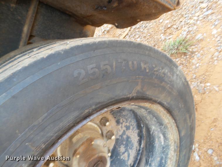 image for item BJ9943 1981 Nuttall 360-0L drop deck oilfield trailer