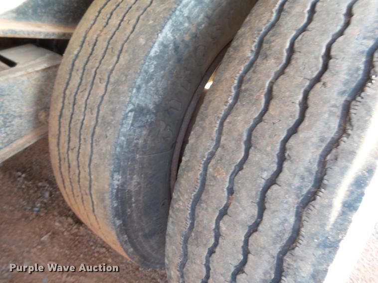 image for item BJ9943 1981 Nuttall 360-0L drop deck oilfield trailer