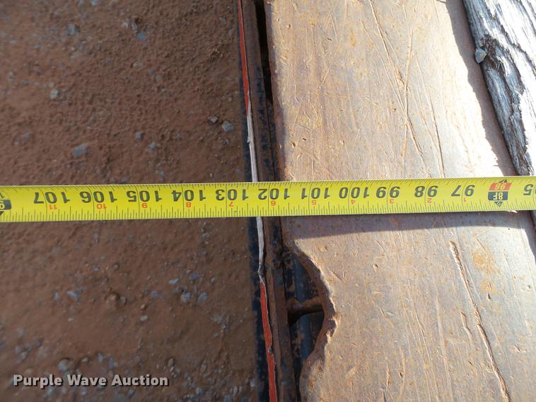 image for item BJ9943 1981 Nuttall 360-0L drop deck oilfield trailer