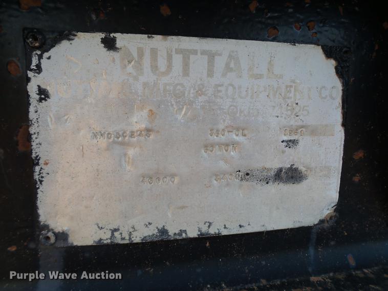 image for item BJ9943 1981 Nuttall 360-0L drop deck oilfield trailer