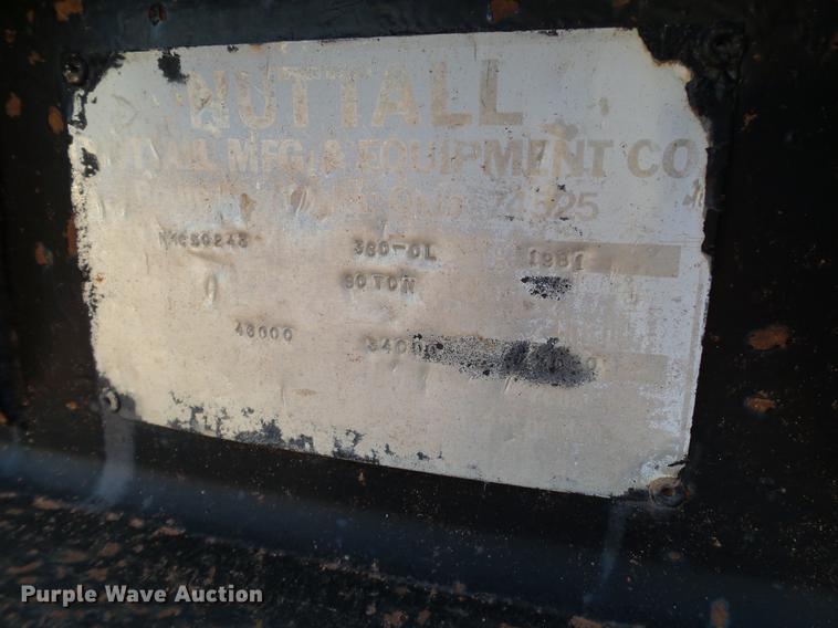 image for item BJ9943 1981 Nuttall 360-0L drop deck oilfield trailer