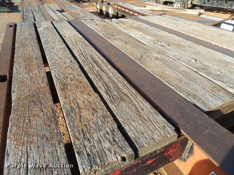 image for item BJ9944 1981 Atoka 32DD0L drop deck oilfield trailer