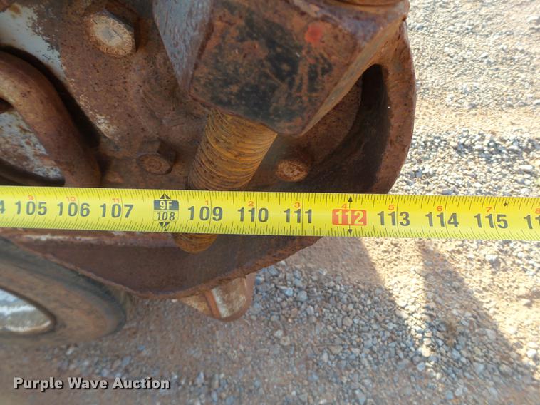 image for item BJ9944 1981 Atoka 32DD0L drop deck oilfield trailer