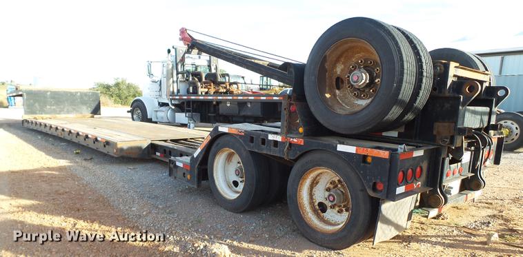 image for item BJ9945 2000 Kalyn MRG-35T Ext drop deck oilfield trailer