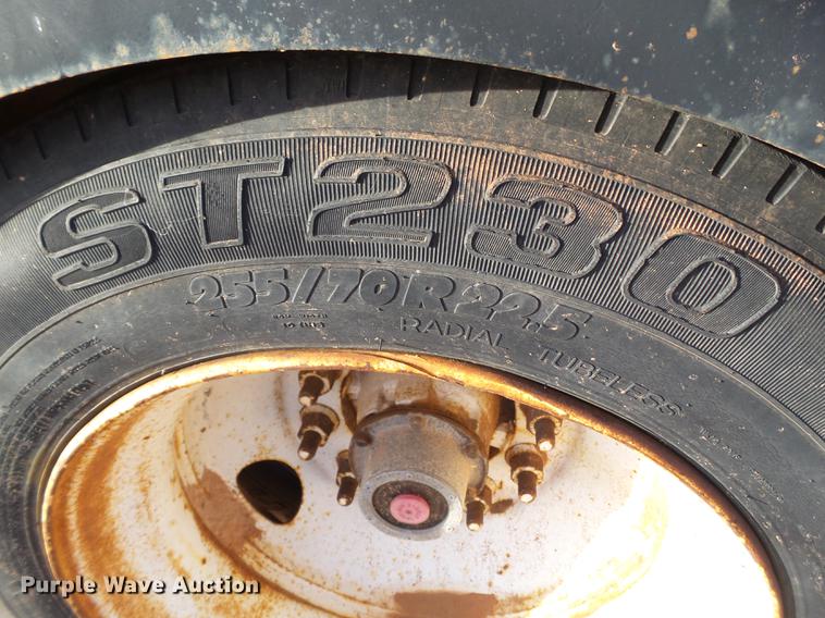 image for item BJ9945 2000 Kalyn MRG-35T Ext drop deck oilfield trailer