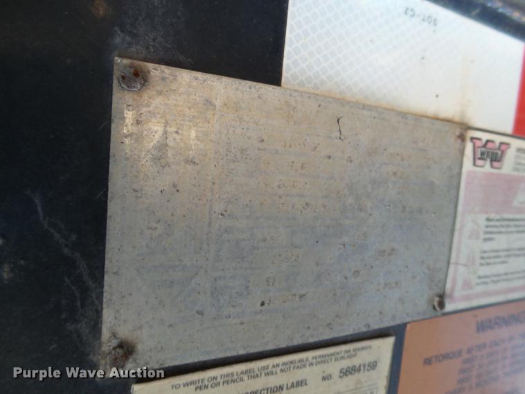 image for item BJ9945 2000 Kalyn MRG-35T Ext drop deck oilfield trailer