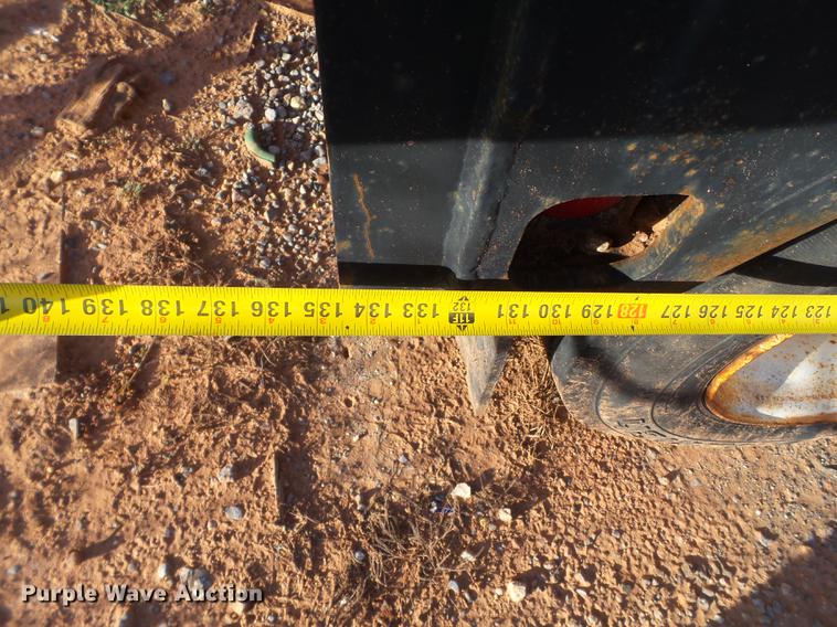 image for item BJ9945 2000 Kalyn MRG-35T Ext drop deck oilfield trailer