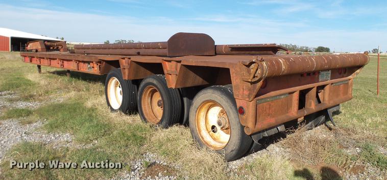 image for item BJ9946 1984 Belshe T-10GN oilfield trailer