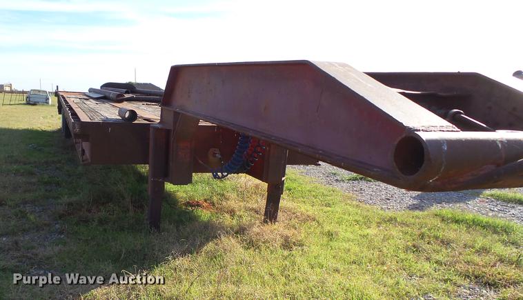 image for item BJ9946 1984 Belshe T-10GN oilfield trailer