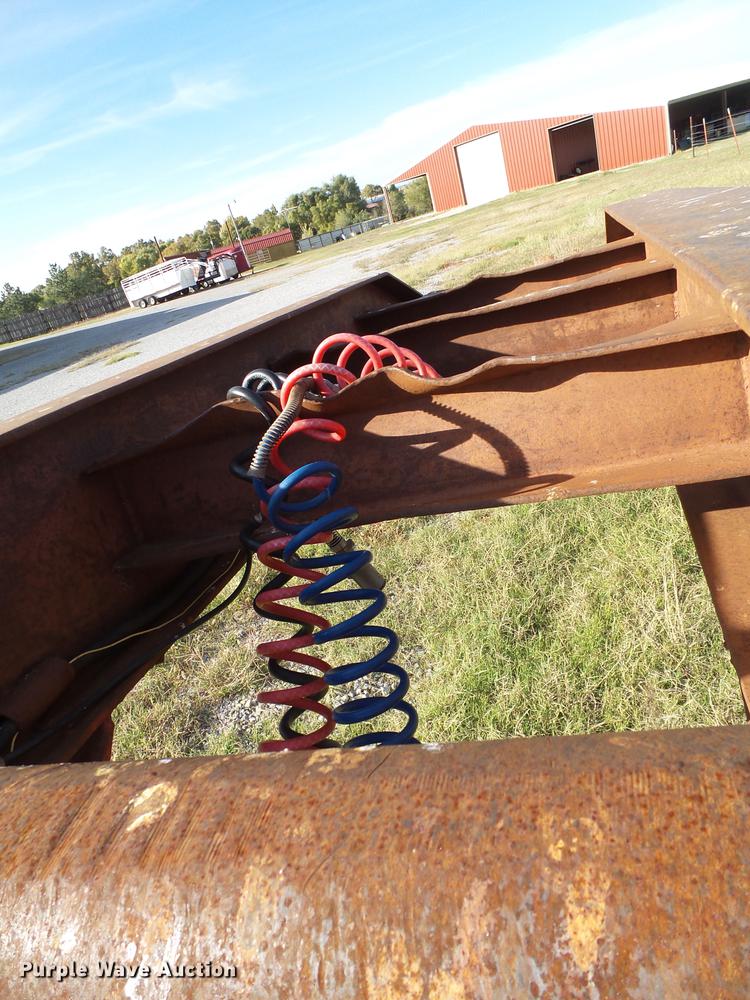 image for item BJ9946 1984 Belshe T-10GN oilfield trailer