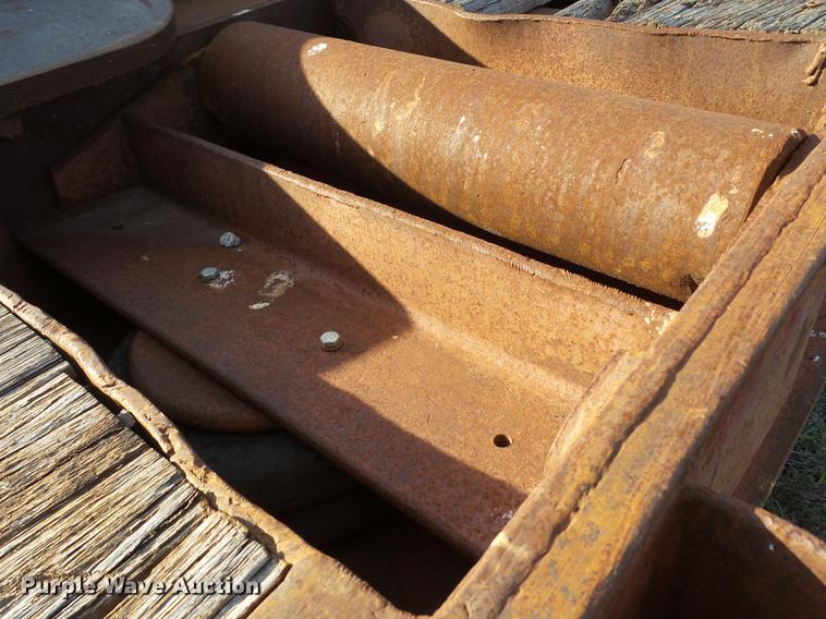 image for item BJ9946 1984 Belshe T-10GN oilfield trailer