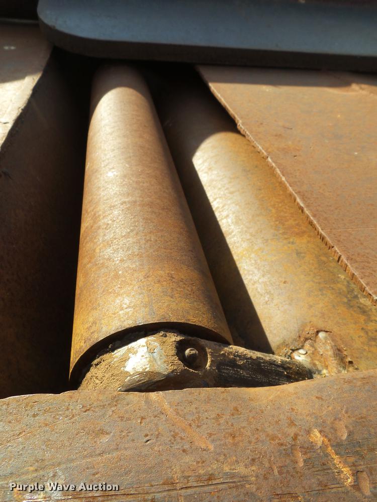 image for item BJ9946 1984 Belshe T-10GN oilfield trailer