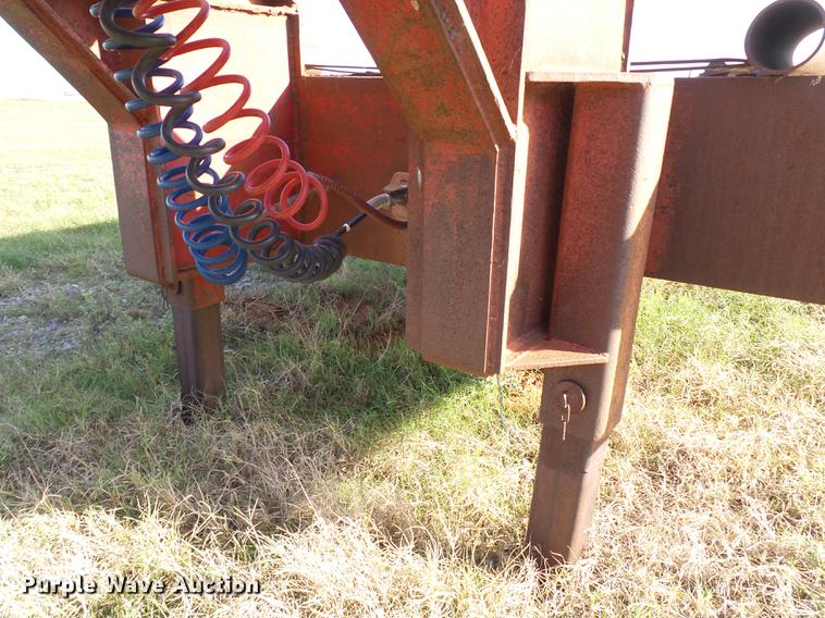 image for item BJ9946 1984 Belshe T-10GN oilfield trailer