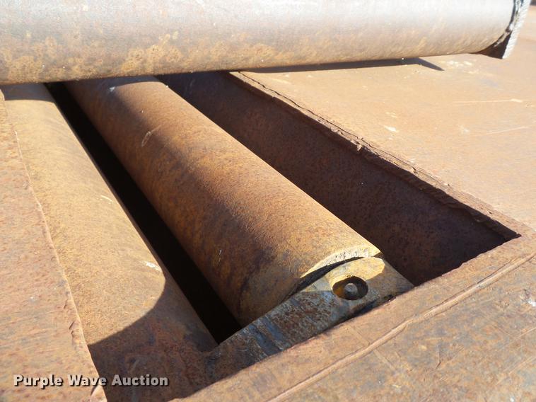 image for item BJ9946 1984 Belshe T-10GN oilfield trailer