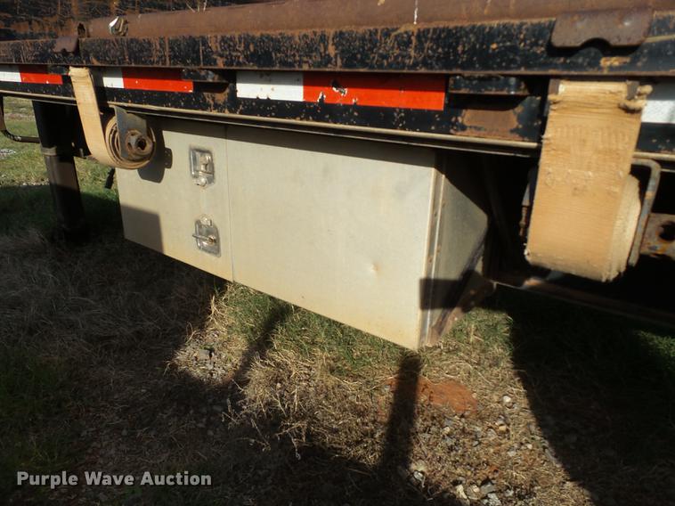 image for item BJ9947 2007 Doonan 532DC12L drop deck oilfield trailer