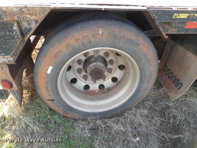 image for item BJ9947 2007 Doonan 532DC12L drop deck oilfield trailer