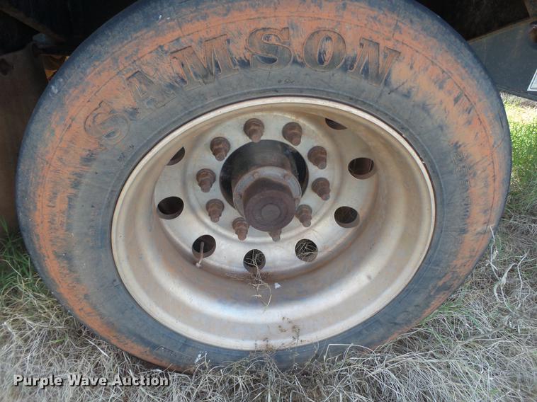 image for item BJ9947 2007 Doonan 532DC12L drop deck oilfield trailer