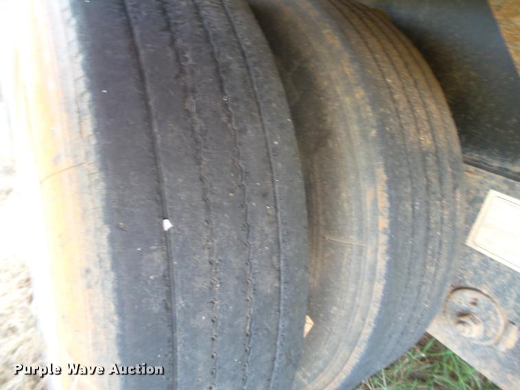 image for item BJ9947 2007 Doonan 532DC12L drop deck oilfield trailer