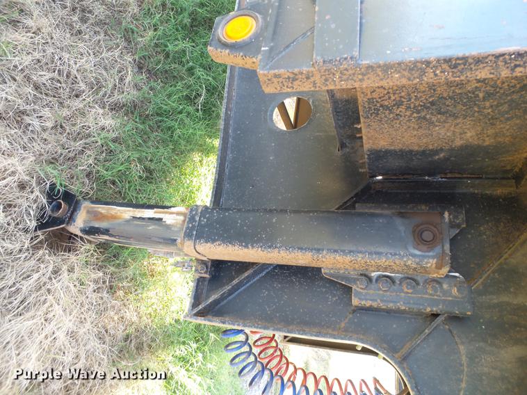 image for item BJ9947 2007 Doonan 532DC12L drop deck oilfield trailer