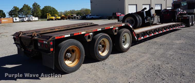 image for item DA1256 2000 Fontaine TH55 lowboy equipment trailer