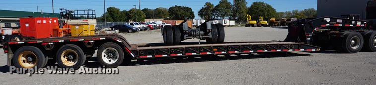 image for item DA1256 2000 Fontaine TH55 lowboy equipment trailer