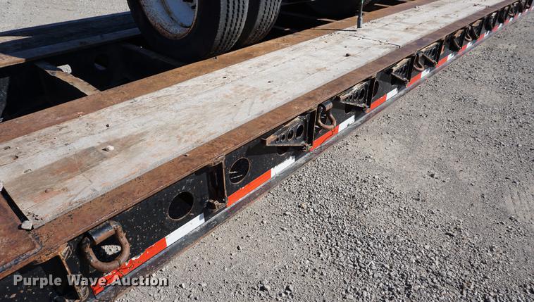 image for item DA1256 2000 Fontaine TH55 lowboy equipment trailer