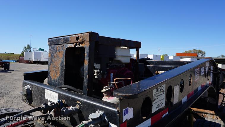 image for item DA1256 2000 Fontaine TH55 lowboy equipment trailer