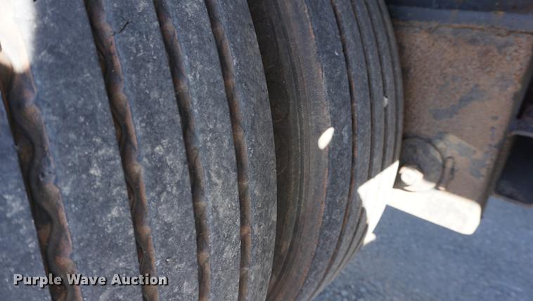 image for item DA1256 2000 Fontaine TH55 lowboy equipment trailer