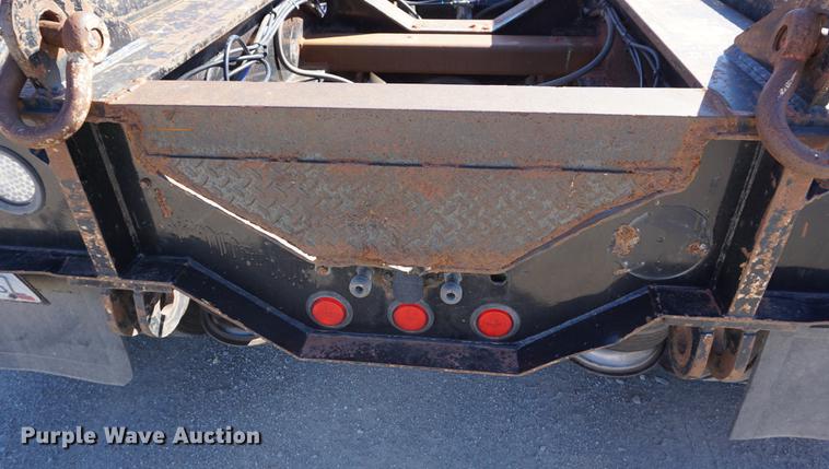 image for item DA1256 2000 Fontaine TH55 lowboy equipment trailer