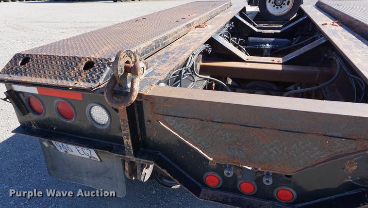 image for item DA1256 2000 Fontaine TH55 lowboy equipment trailer
