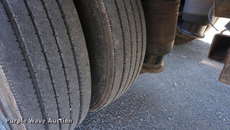 image for item DA1256 2000 Fontaine TH55 lowboy equipment trailer