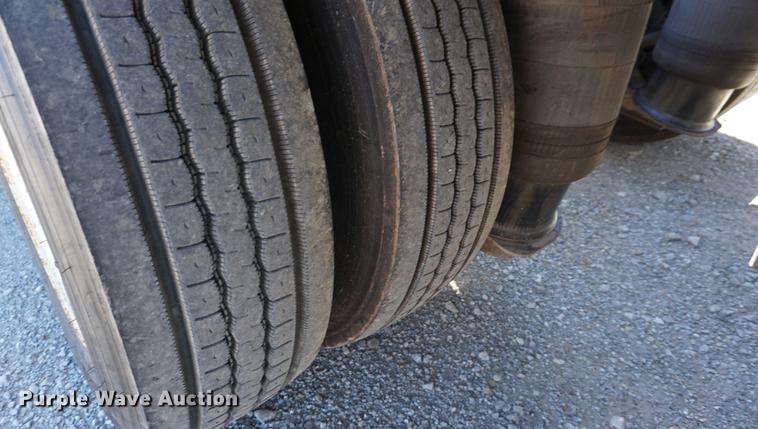 image for item DA1256 2000 Fontaine TH55 lowboy equipment trailer