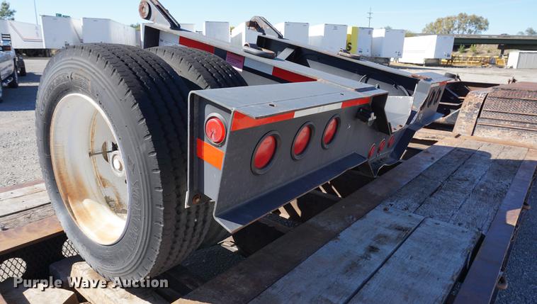 image for item DA1256 2000 Fontaine TH55 lowboy equipment trailer