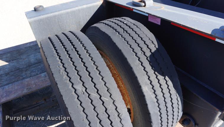 image for item DA1256 2000 Fontaine TH55 lowboy equipment trailer