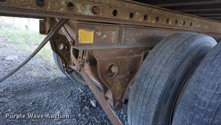 image for item DA1283 1983 Fruehauf FB9-F2-45 dry van trailer