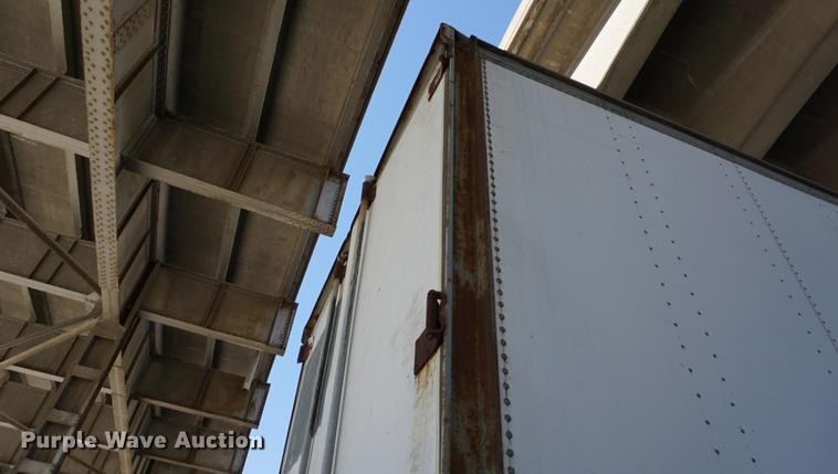 image for item DA1283 1983 Fruehauf FB9-F2-45 dry van trailer