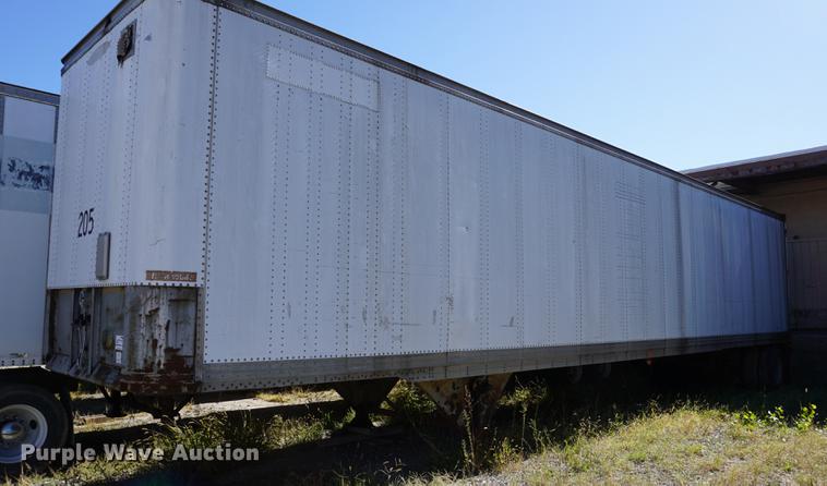 image for item DA1286 1983 Trailmobile dry van trailer