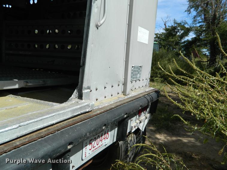 image for item DB1140 1976 Merritt L46-36-3 livestock trailer