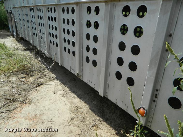 image for item DB1140 1976 Merritt L46-36-3 livestock trailer