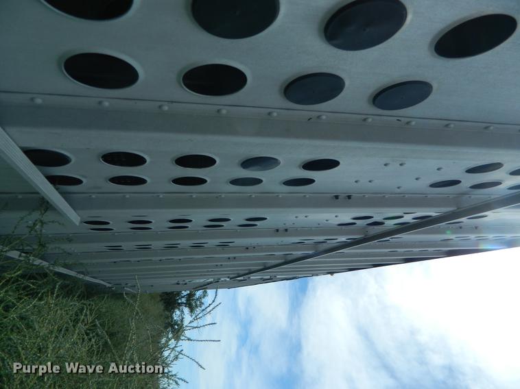 image for item DB1140 1976 Merritt L46-36-3 livestock trailer