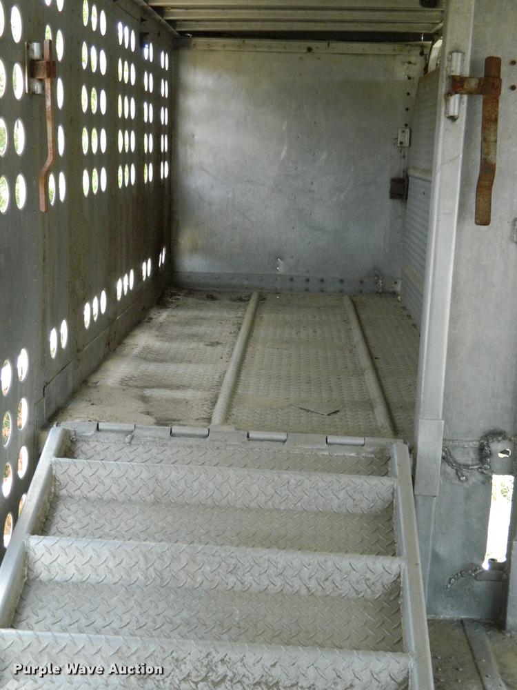 image for item DB1140 1976 Merritt L46-36-3 livestock trailer