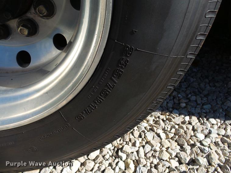 image for item DB7369 2003 Doonan 482DB14B drop deck trailer