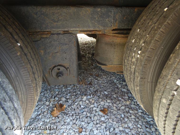 image for item DB7369 2003 Doonan 482DB14B drop deck trailer