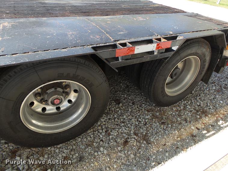 image for item DB7369 2003 Doonan 482DB14B drop deck trailer