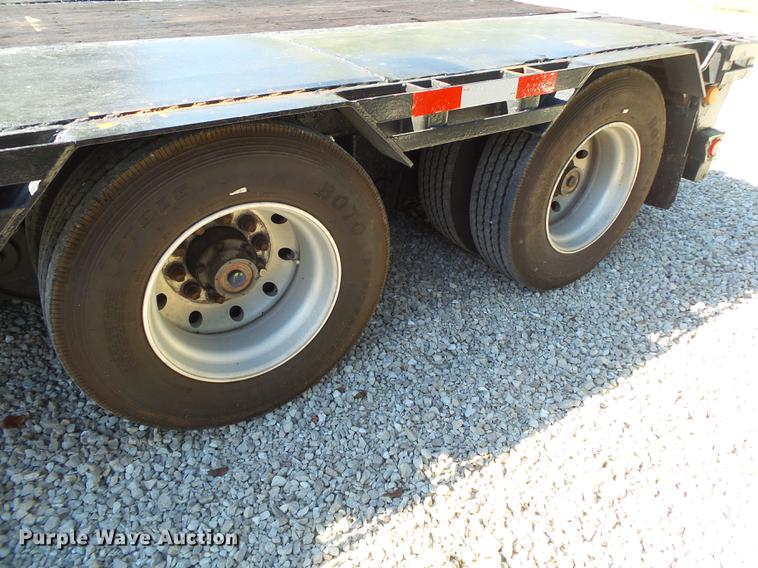 image for item DB7370 2003 Doonan 482DB14B drop deck trailer