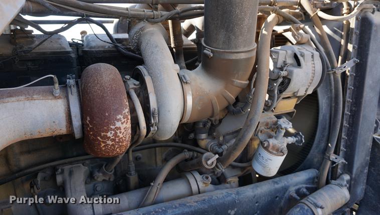 image for item DC5260 1992 Freightliner FLD semi truck