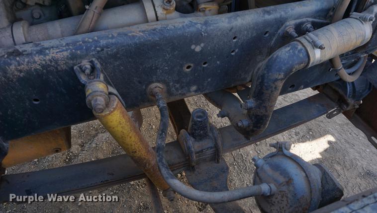 image for item DC5260 1992 Freightliner FLD semi truck