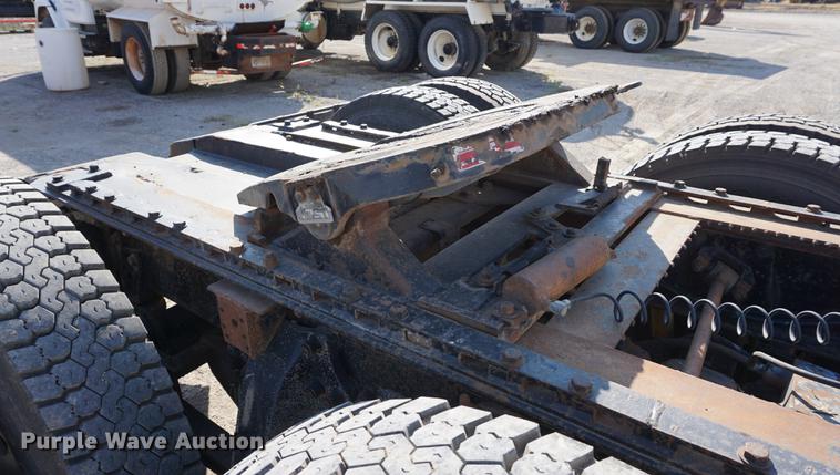 image for item DC5260 1992 Freightliner FLD semi truck